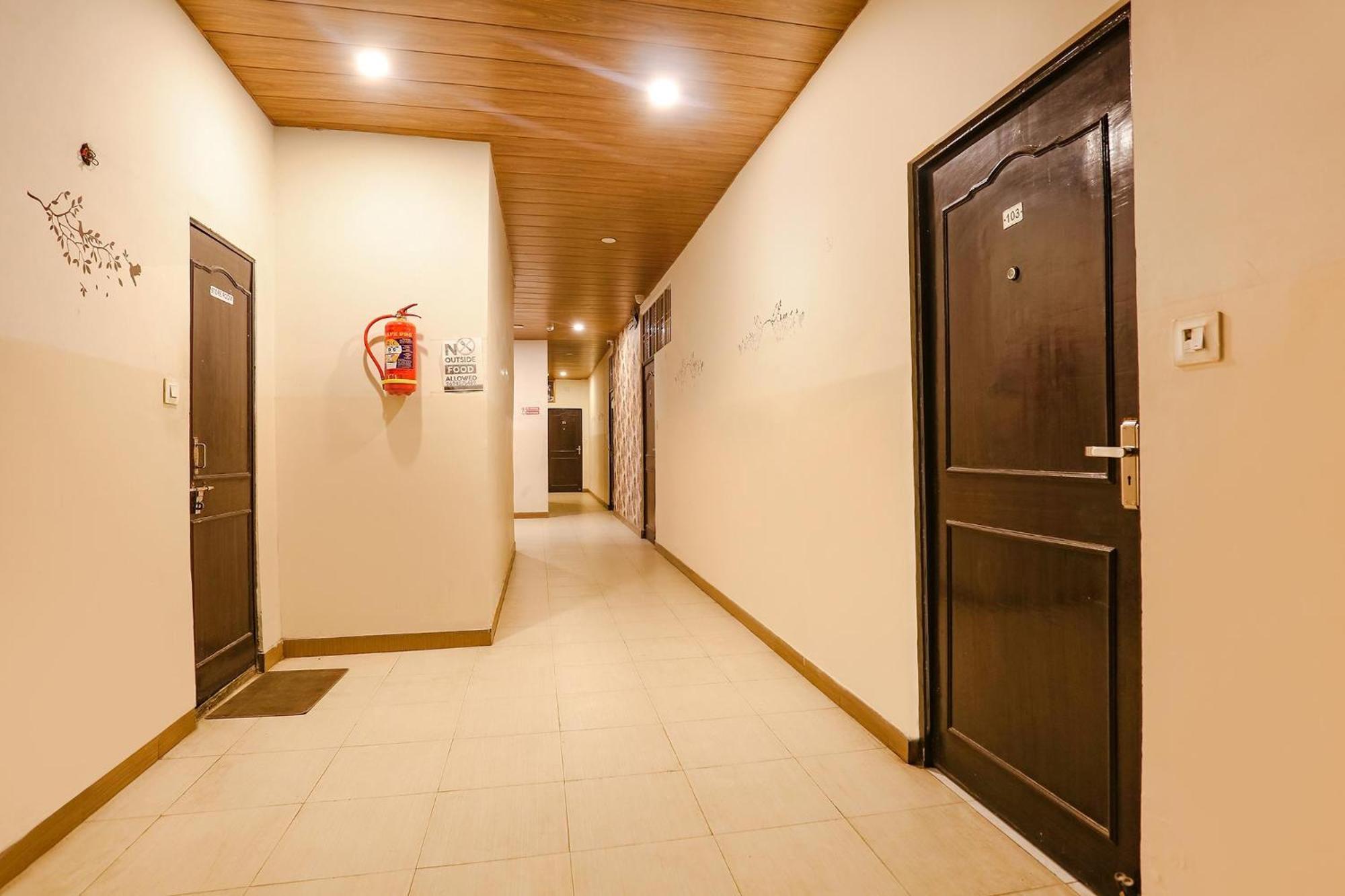 Collection O 62269 Hotel Elegant جايبور المظهر الخارجي الصورة